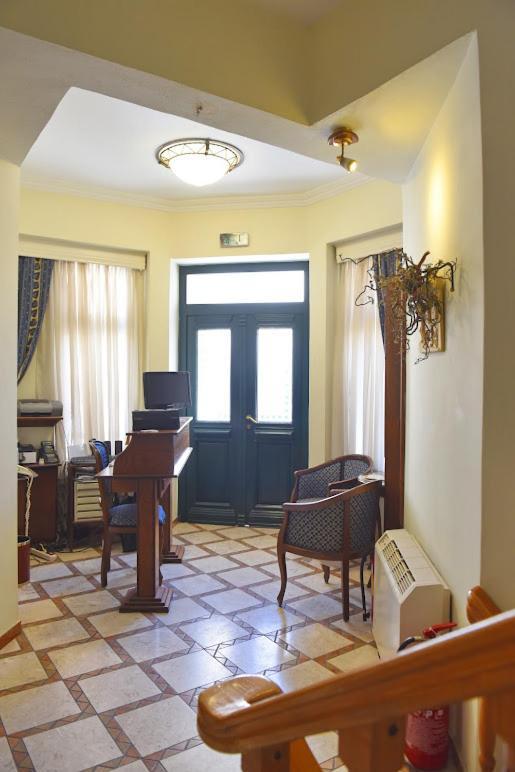 Aiolis Hotel Kastoria Ngoại thất bức ảnh